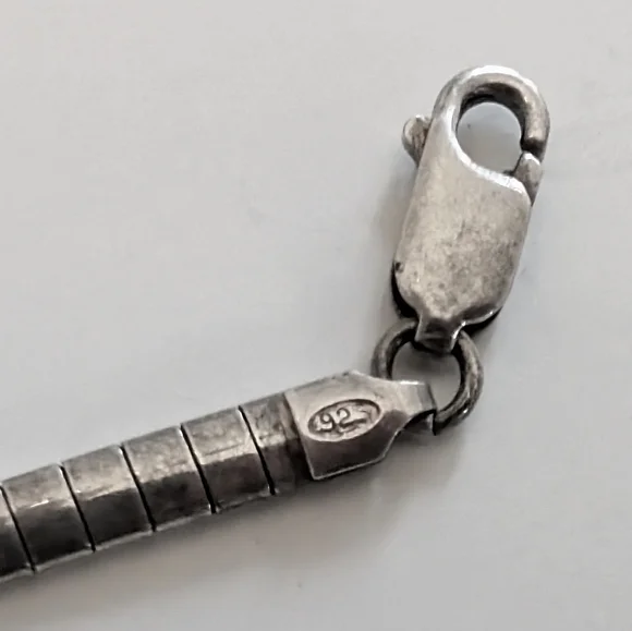 Vintage 1980s Sterling Silver 16" Omega Chain Necklace Made in Italy - Picture 3 of 7